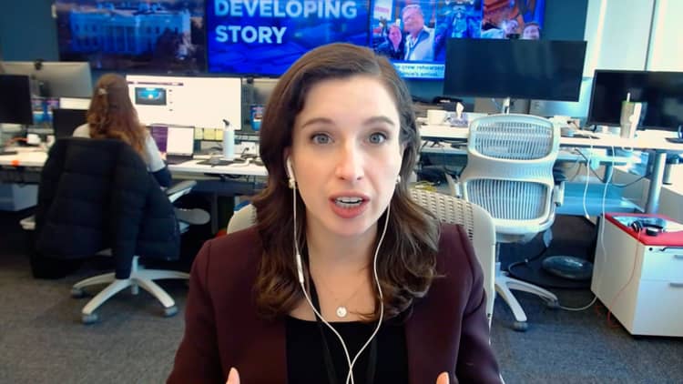 Trump sends ICE agents to airports as DHS shuts down