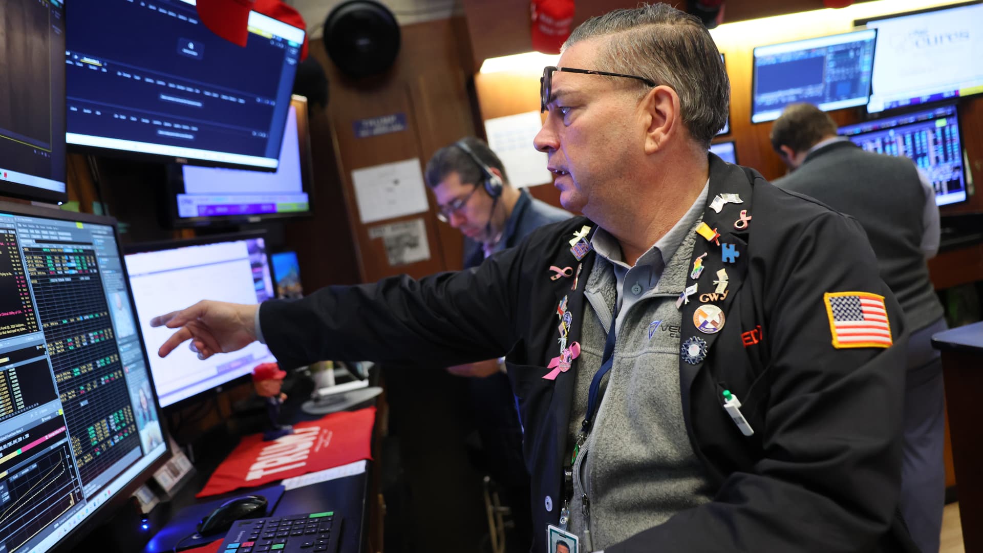 How wealthy investors are faring in the markets after the S&P 500's worst month in a year