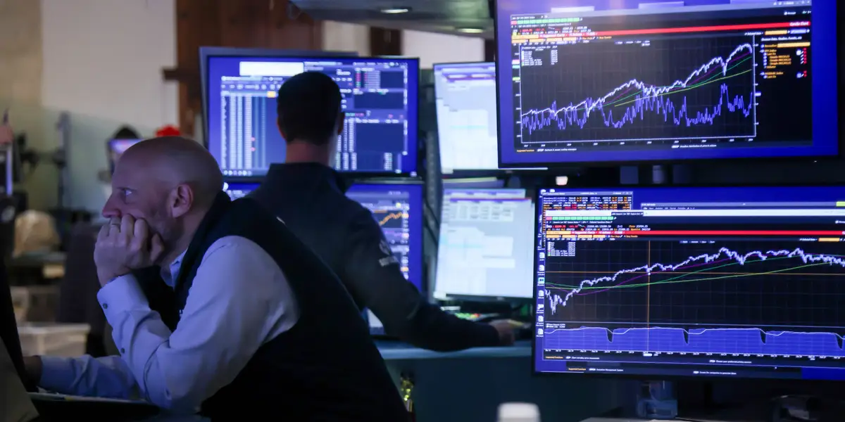 The $19 billion portfolio manager sees 'lost years' for the S&P 500. Here's where he thinks investors should be saving money instead.